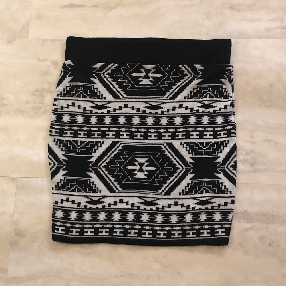 ❗️3 for $30❗️/ Stretchy Mini Skirt